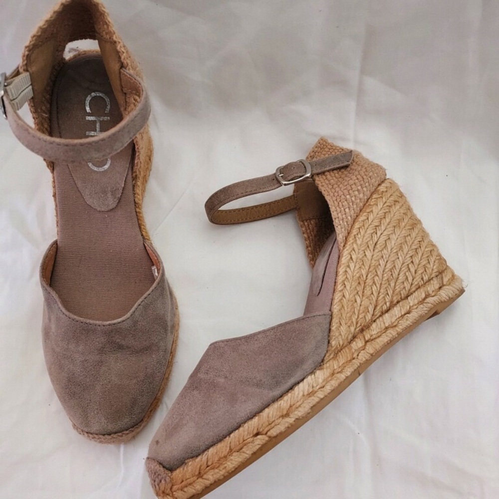Chio platform taupe suede ankle strap shoes.